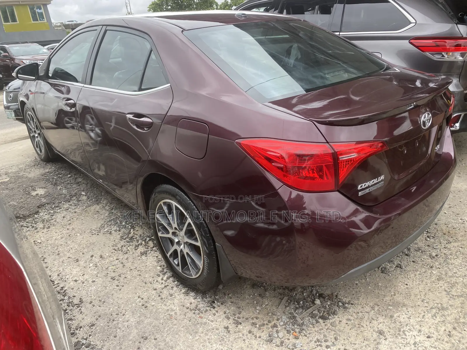 Toyota Corolla SE 4dr Sedan (1.8L 4cyl Manual) 2017 Burgundy