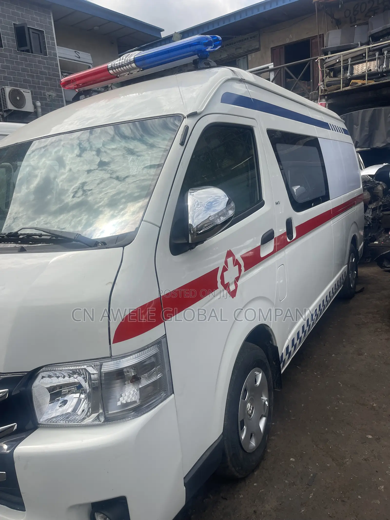 Toyota HiAce 2020 White