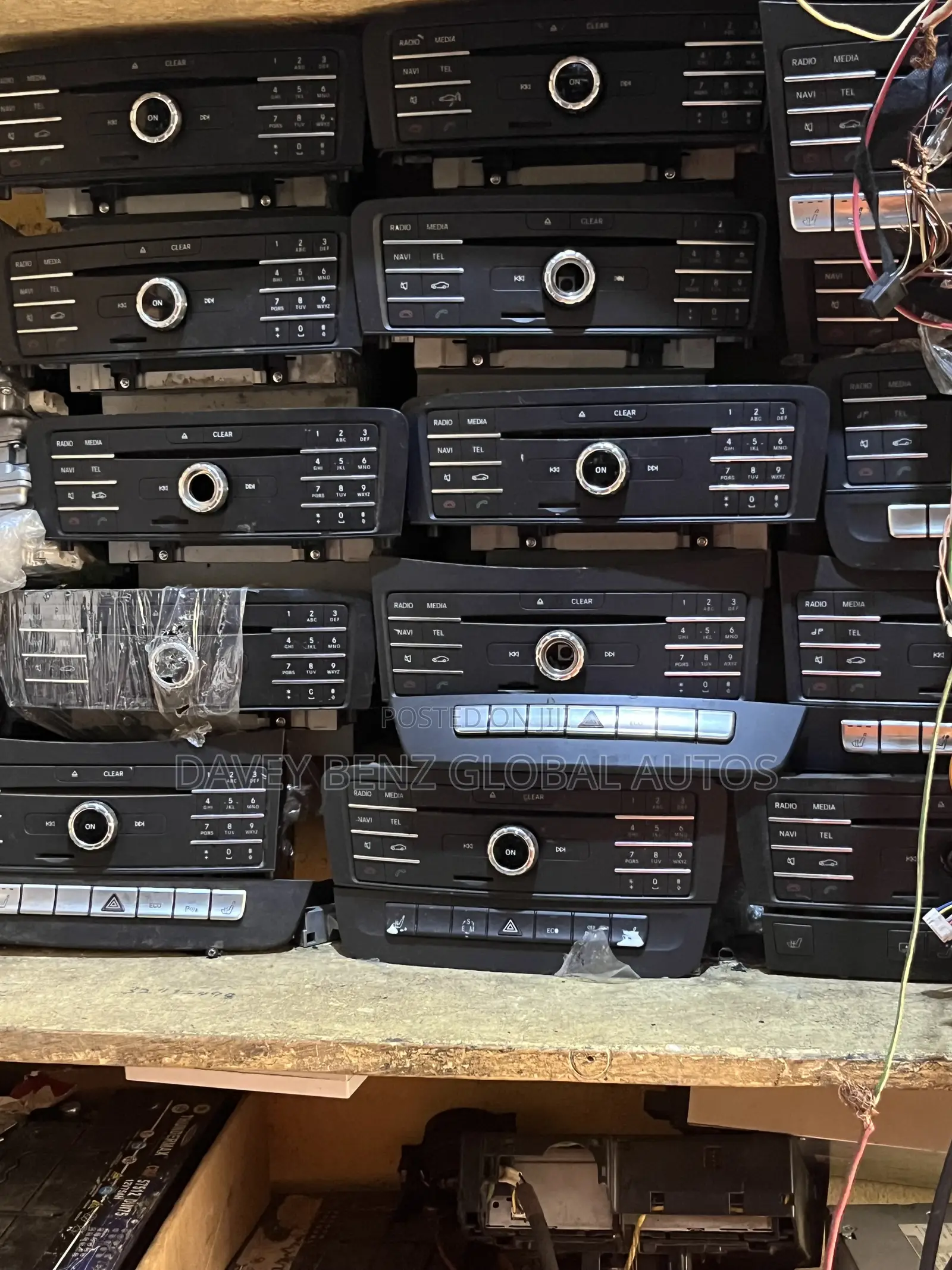 All Mecerdes Benz Radio( Headunit Stereos) Available