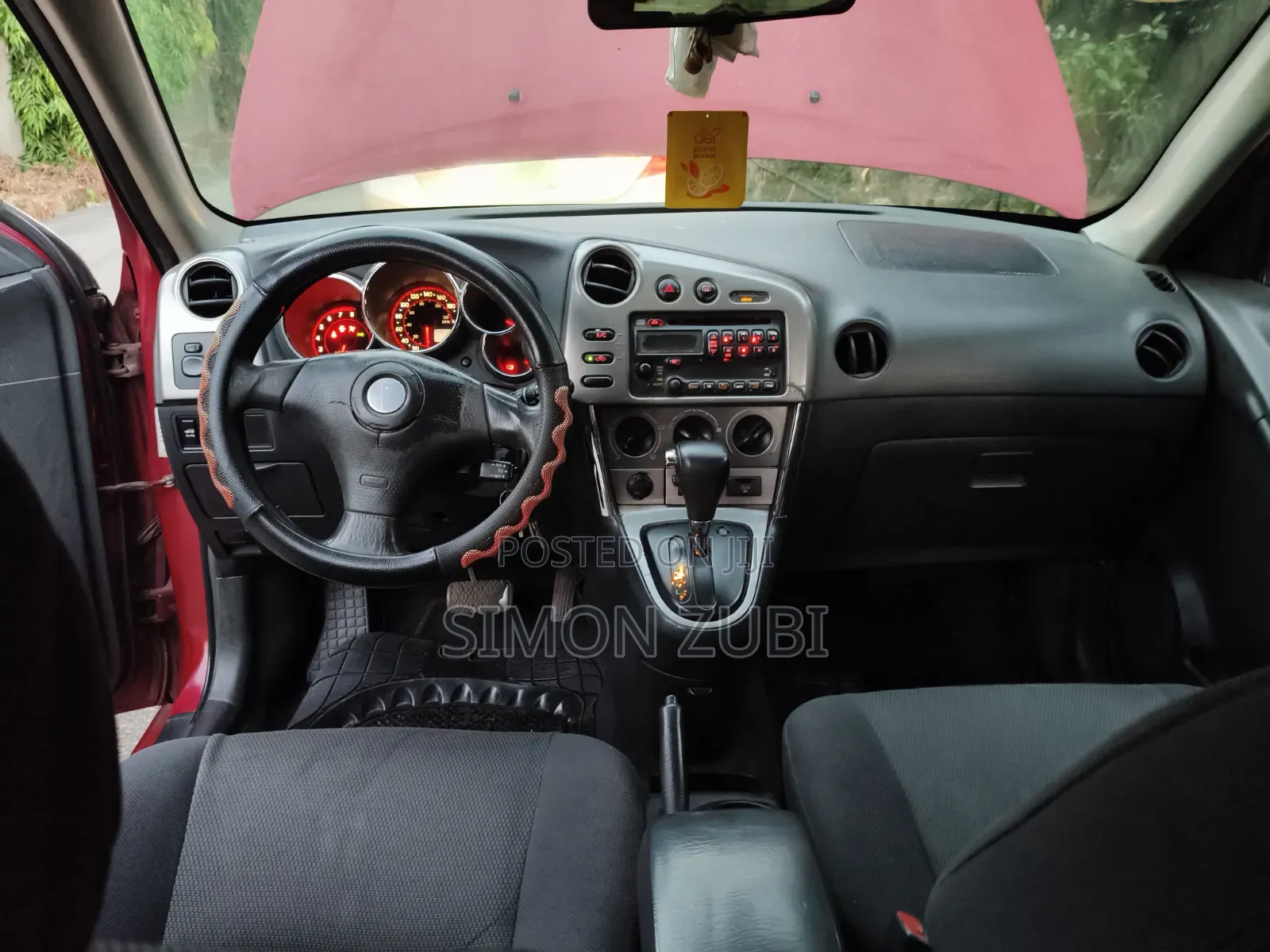 Pontiac Vibe 2005 Red