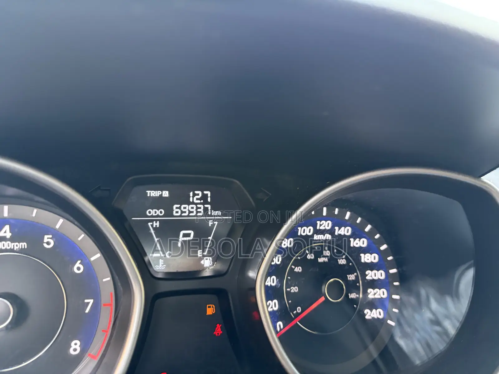 Hyundai Elantra Limited Sedan FWD (1.8L 4cyl 6A) 2013 Silver