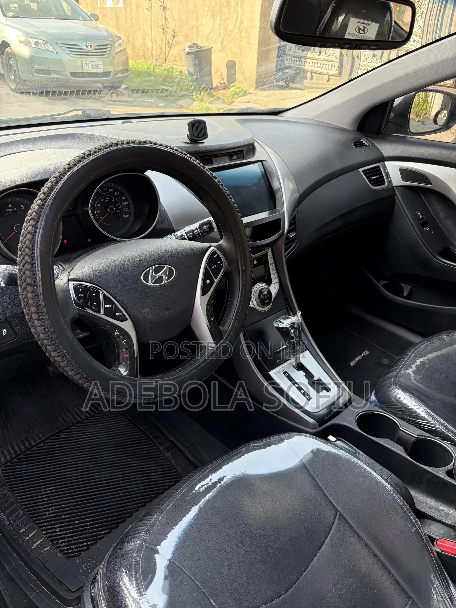 Hyundai Elantra Limited Sedan FWD (1.8L 4cyl 6A) 2013 Silver