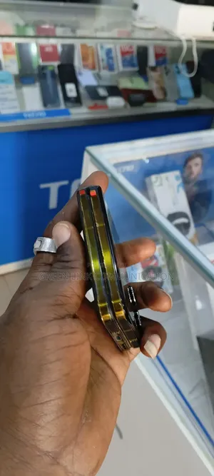 Infinix Zero Flip 512 GB Black