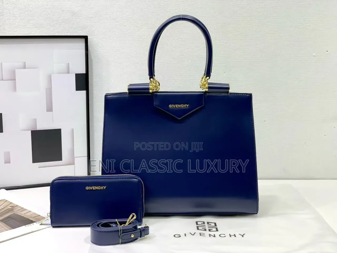 Givenchy Luxury Women's Handbags Best Quality Well Banded Package