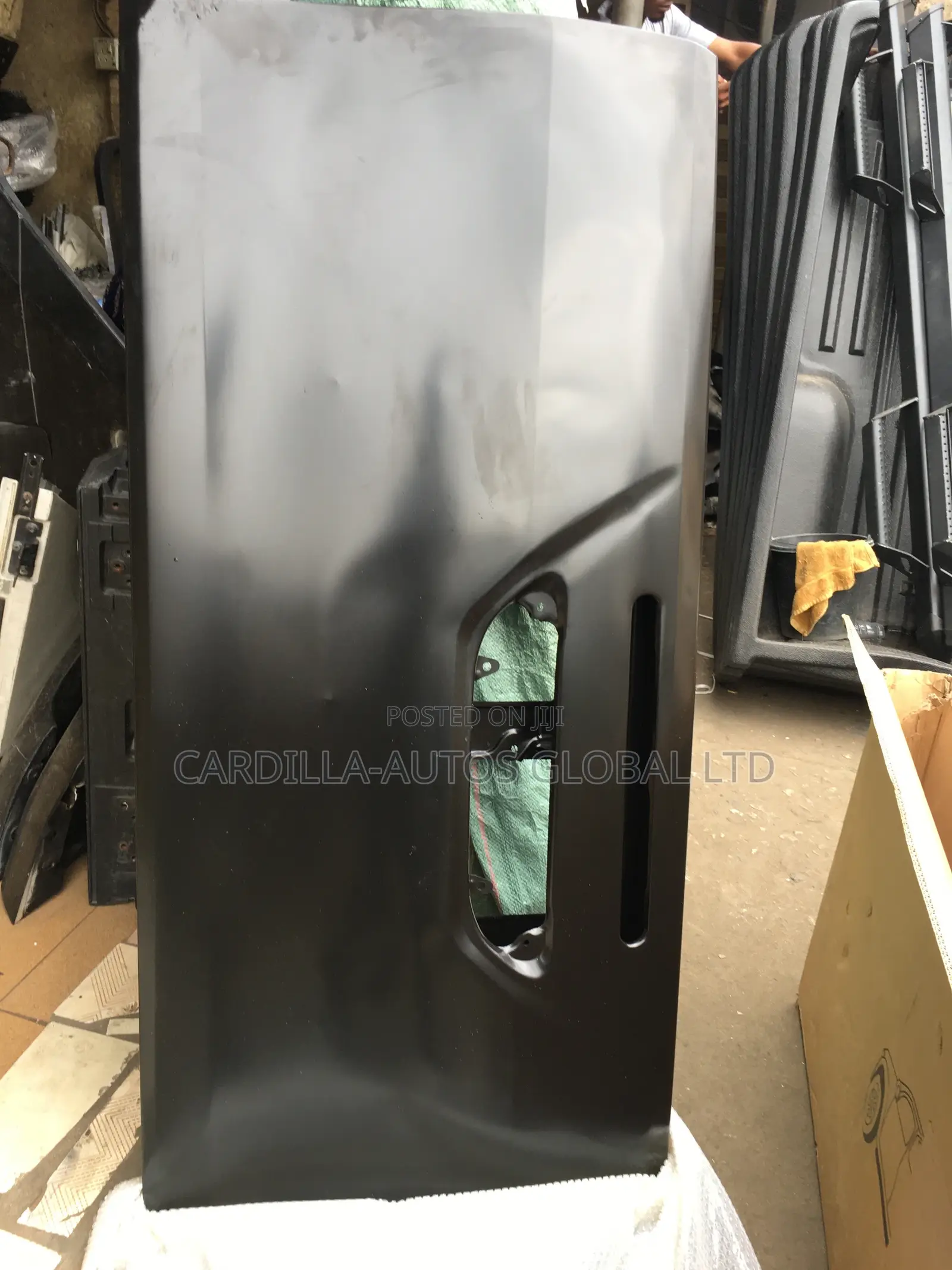 Tail Board Hilux 2021