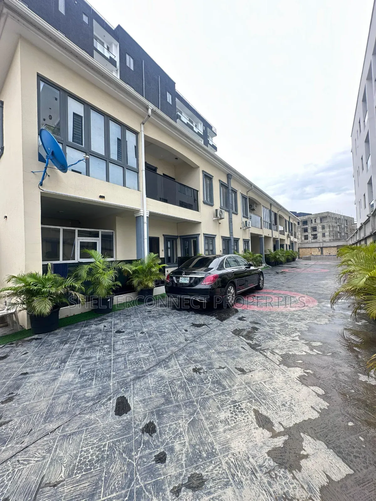 4bdrm Duplex in Lekki Phase 1 for rent