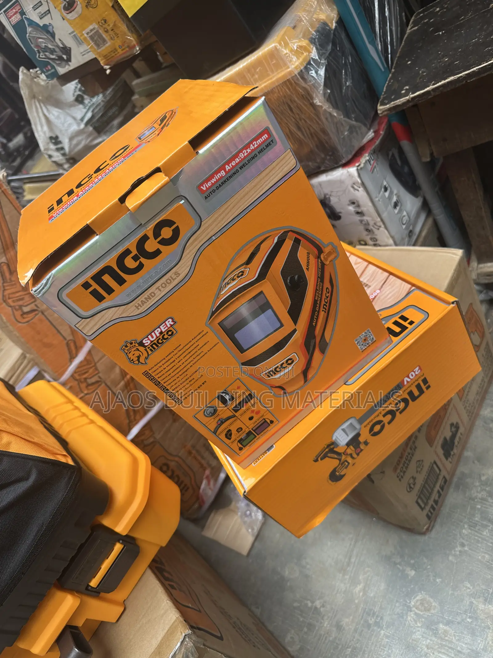 Auto Darkening Welding Helmet ,Viewing Area:92x42mm