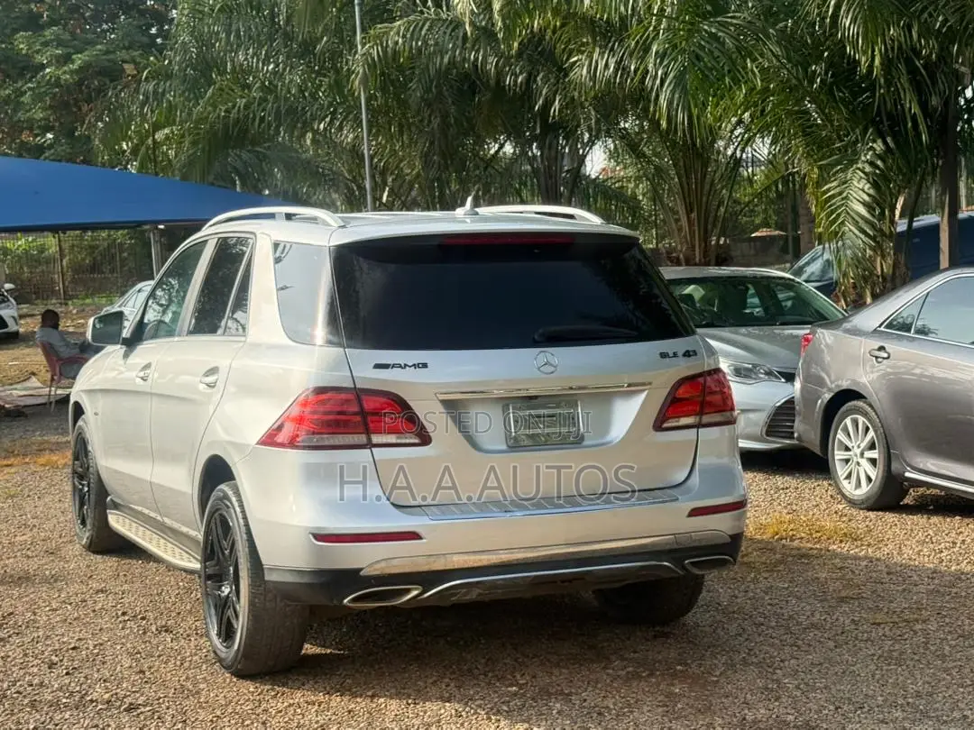 Mercedes-Benz M Class 2012 Silver