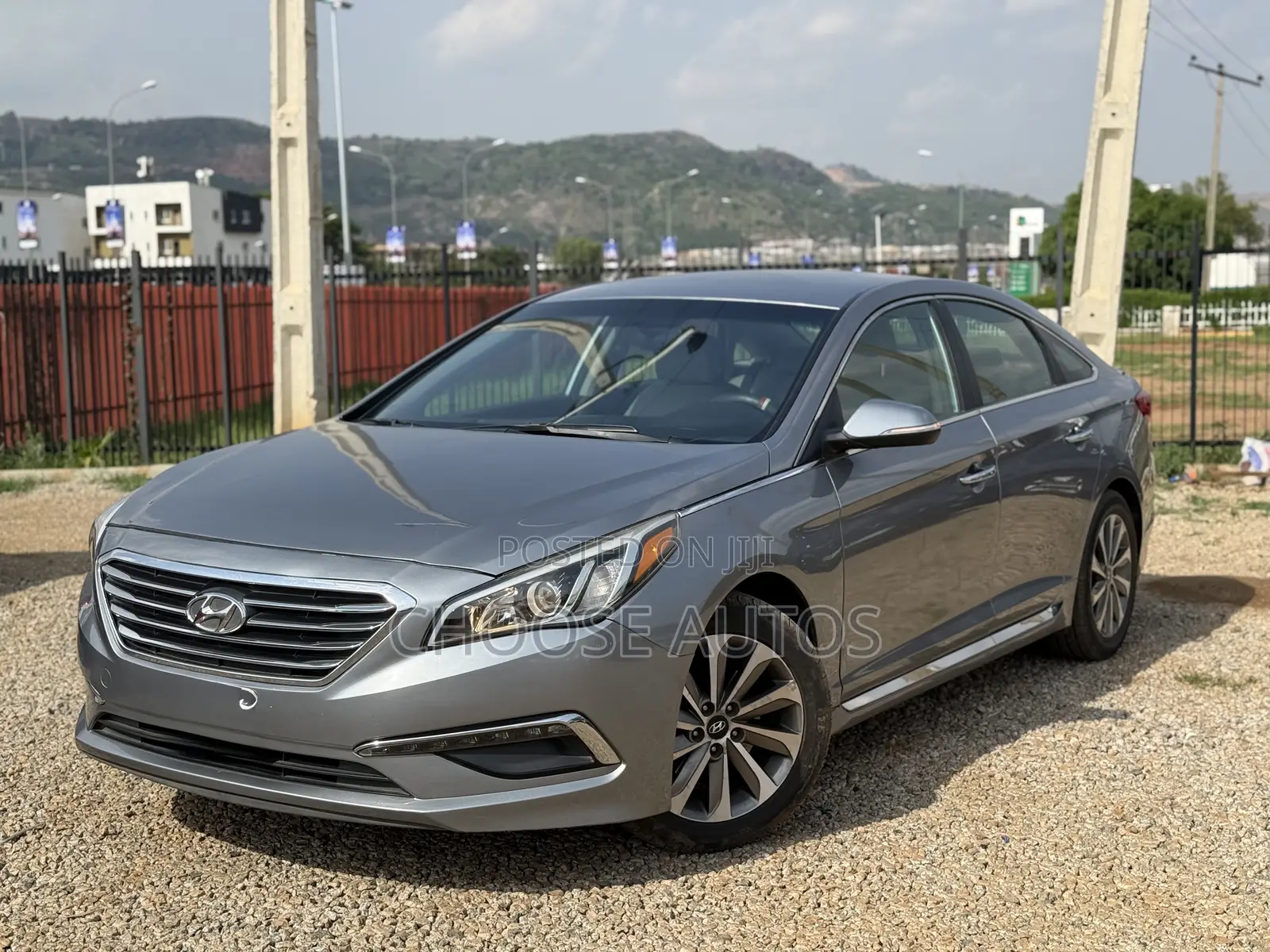 Hyundai Sonata Sport 4dr Sedan (2.4L 4cyl 6A) 2015 Gray