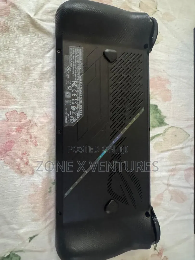 Xbox Rog Ally X 2024 Hybrid Console