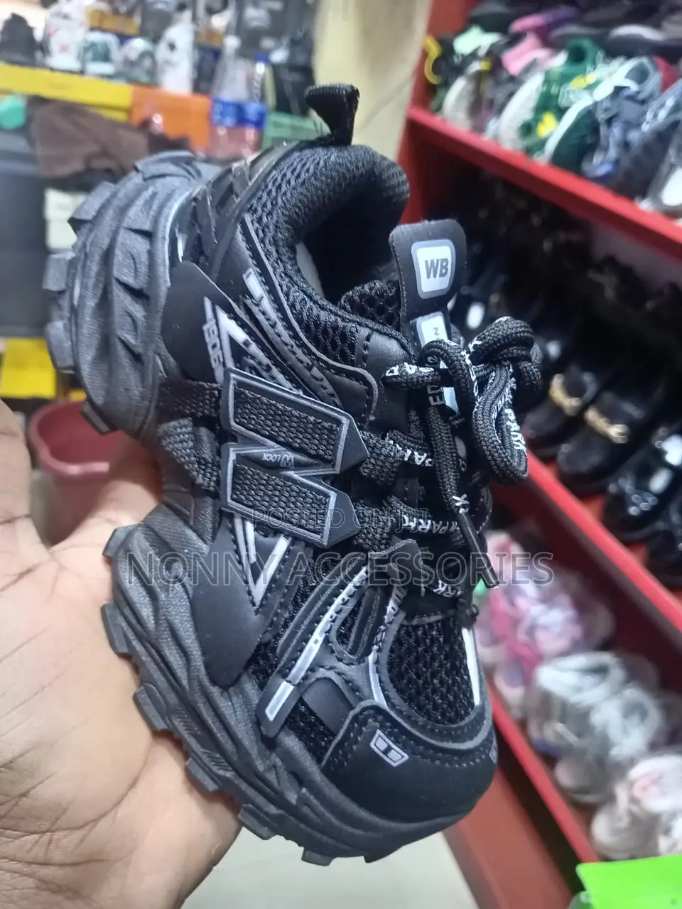 Unisex Sneakers – Smart Casual Wears Size 26–37