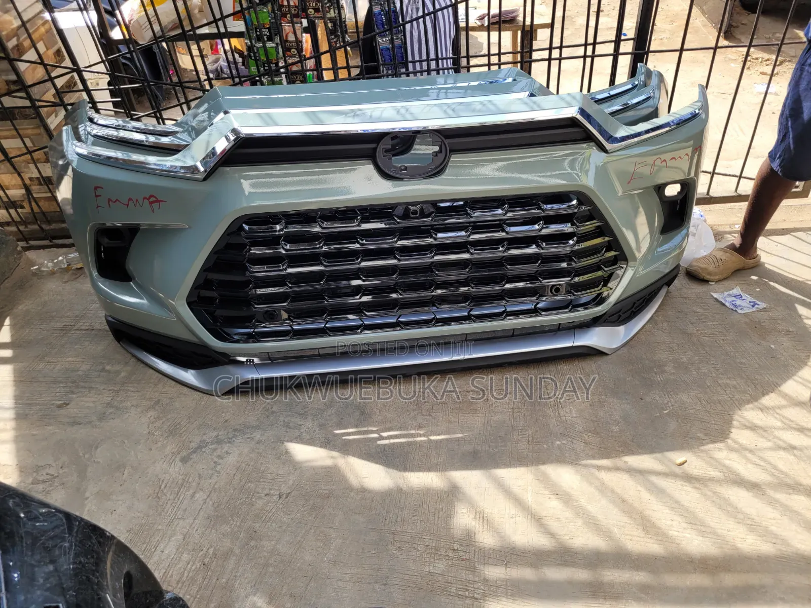 Complete Front Bumper Highlander Grand 2025