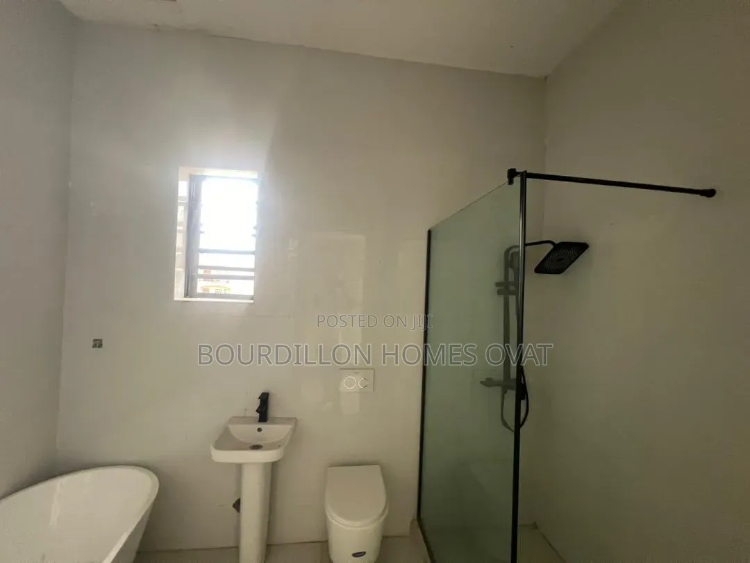 4bdrm Duplex in Lekki Palm City for rent