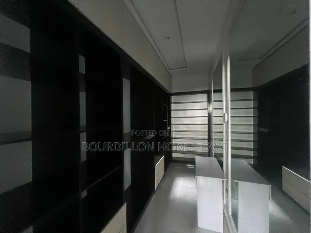 4bdrm Duplex in Lekki Palm City for rent