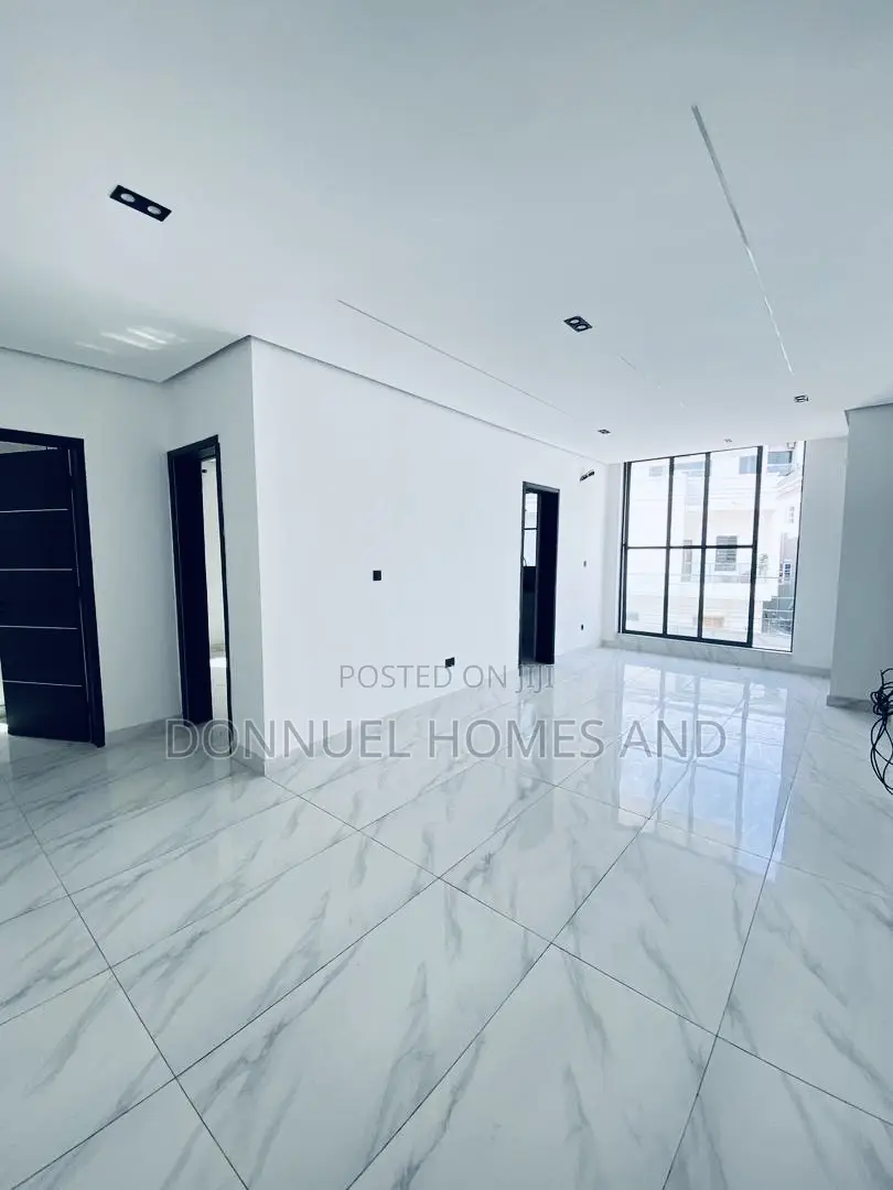 2bdrm Apartment in Ologolo for sale