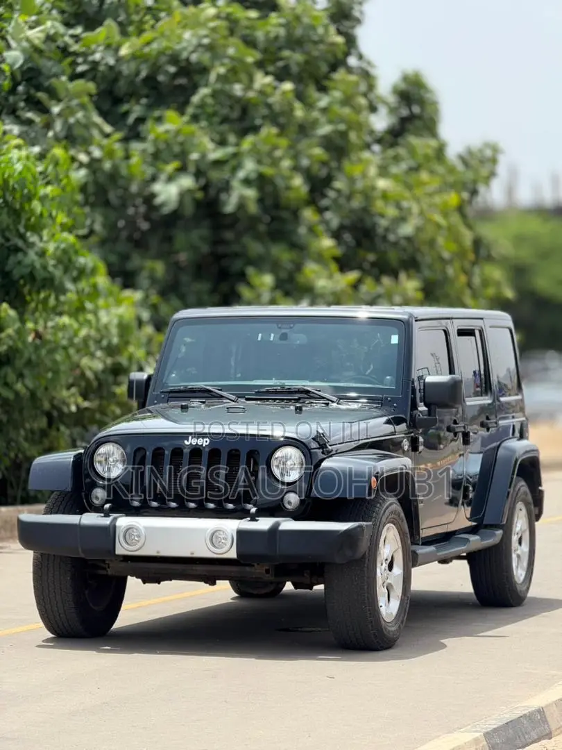Jeep Wrangler Sahara 2dr SUV 4WD (3.6L 6cyl 6M) 2014 Black