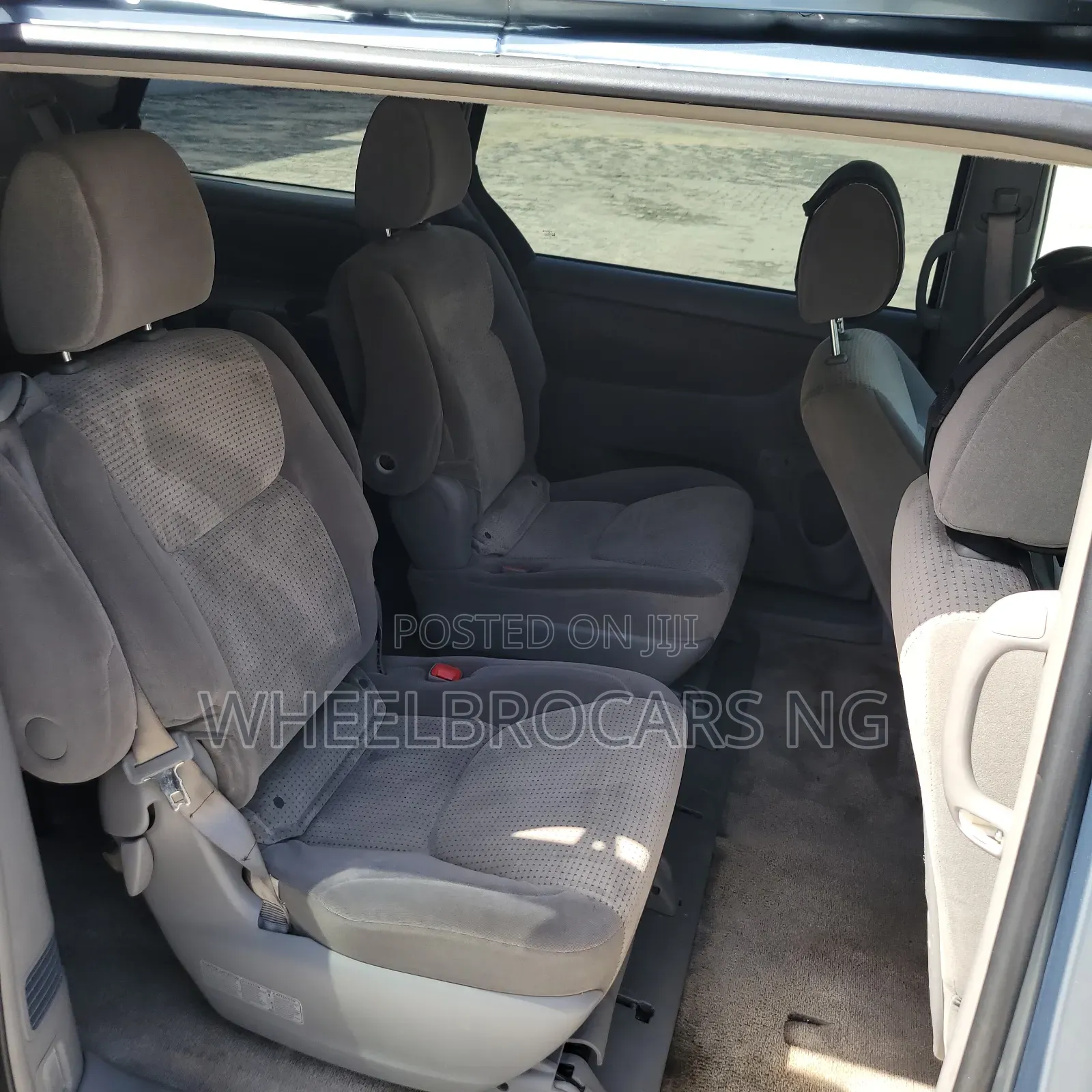 Toyota Sienna LE 8 Passenger 2010 Blue
