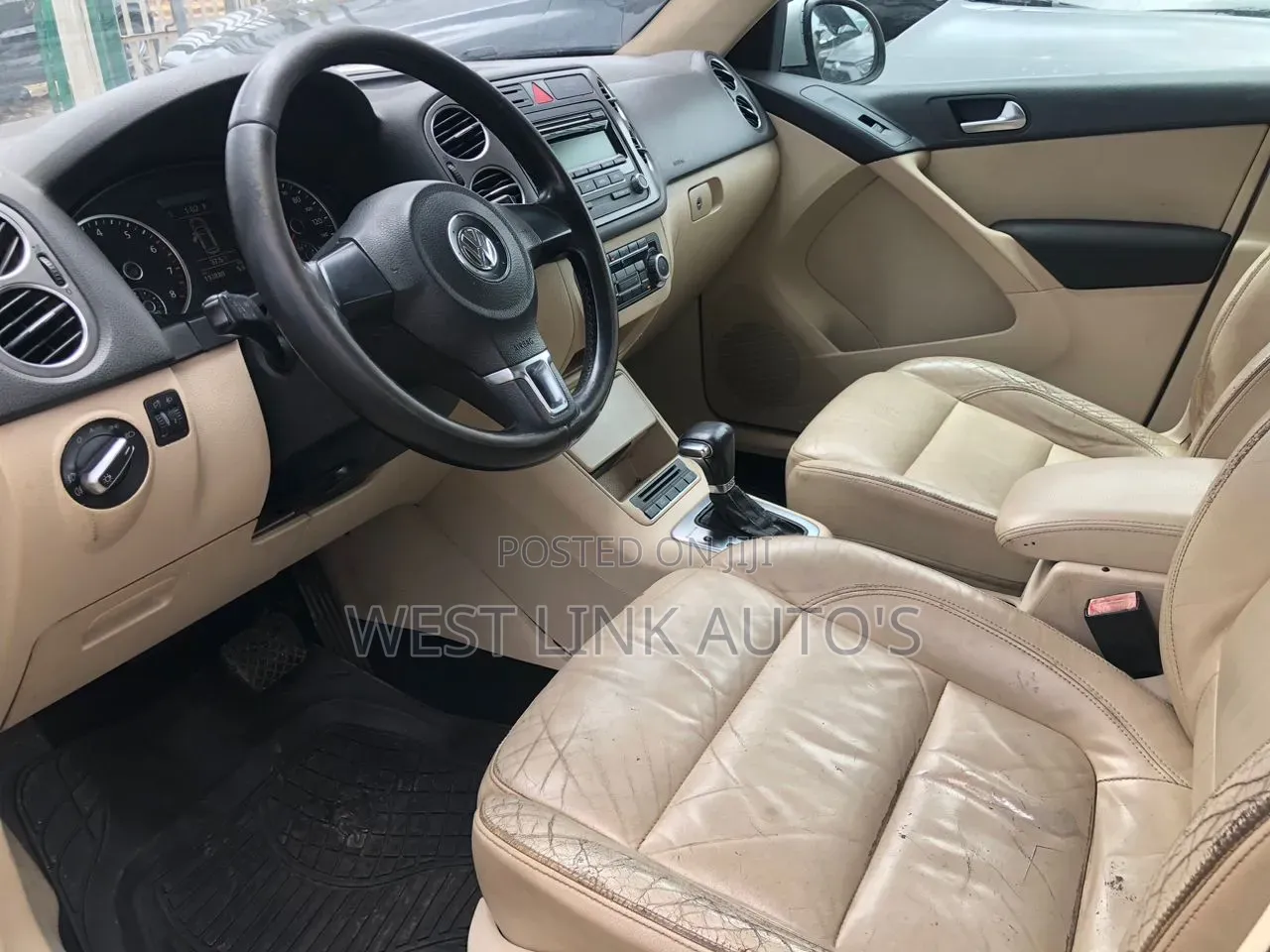 Volkswagen Tiguan 2011 Silver