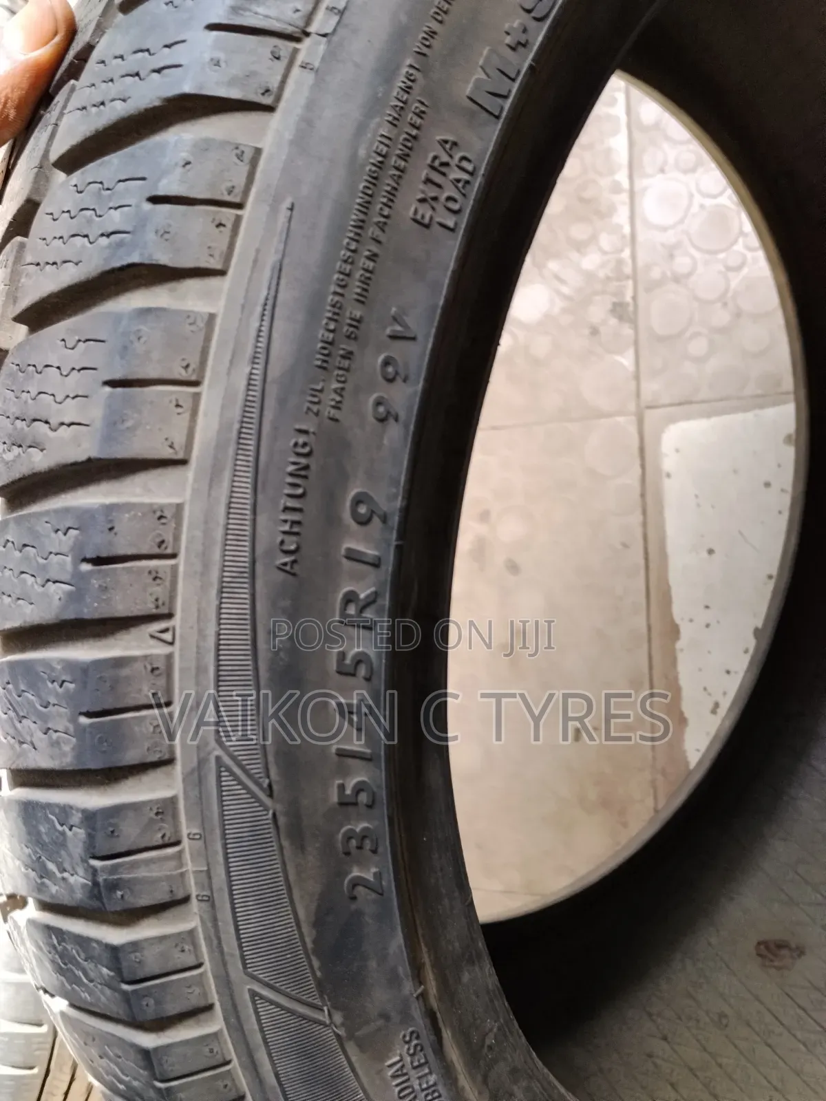 235/45r19 for Cars