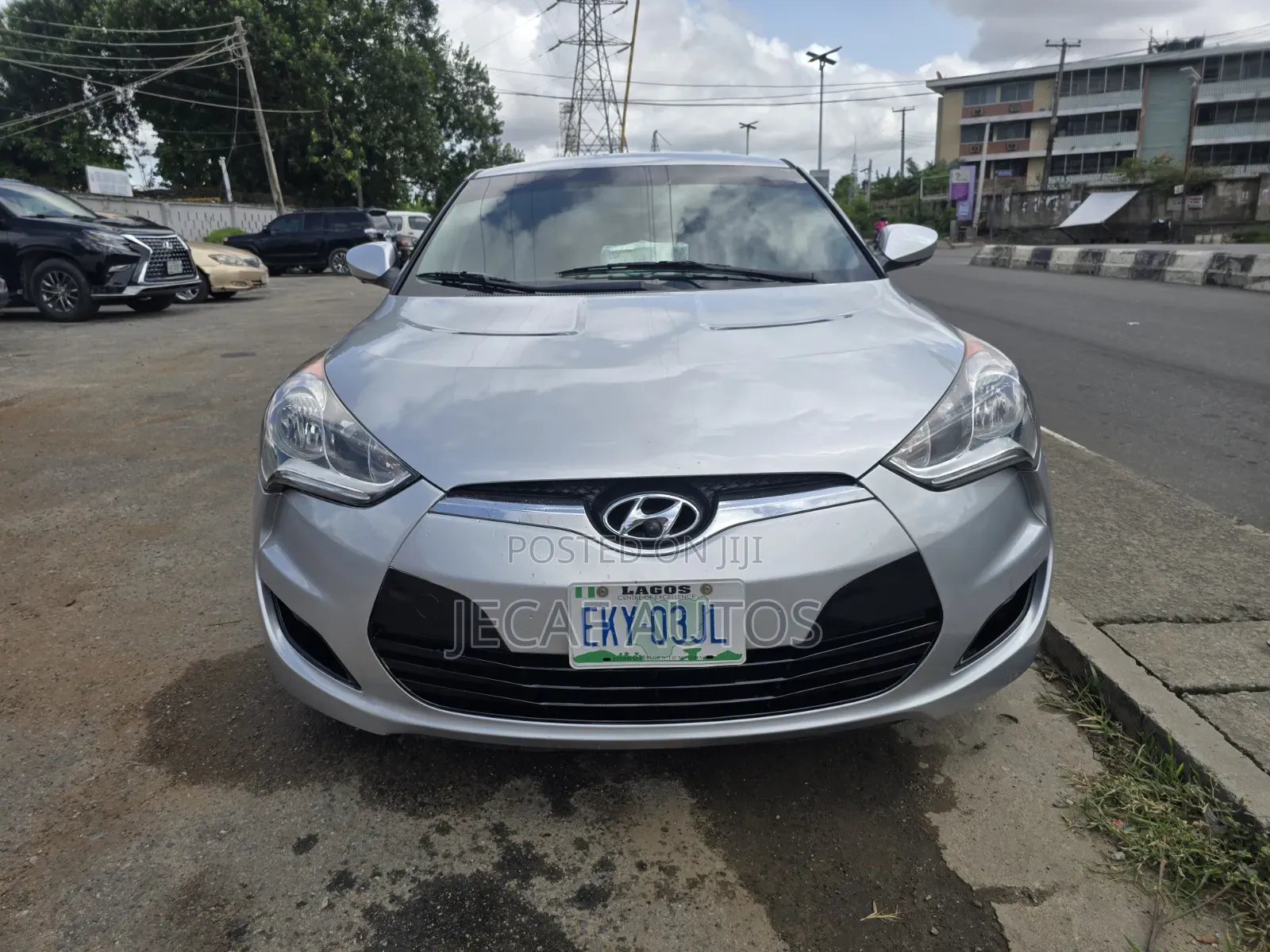 Hyundai Veloster 3dr Hatchback w/Black Interior (1.6L 4cyl 6AM) 2014