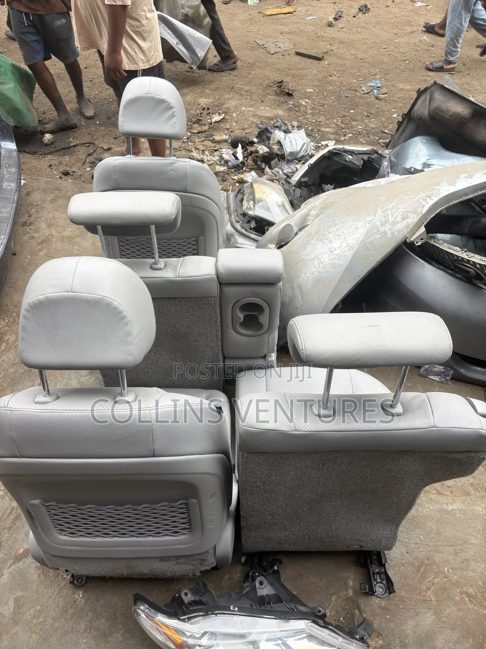 Complete Seat Toyota Rav4 2008-11 Available
