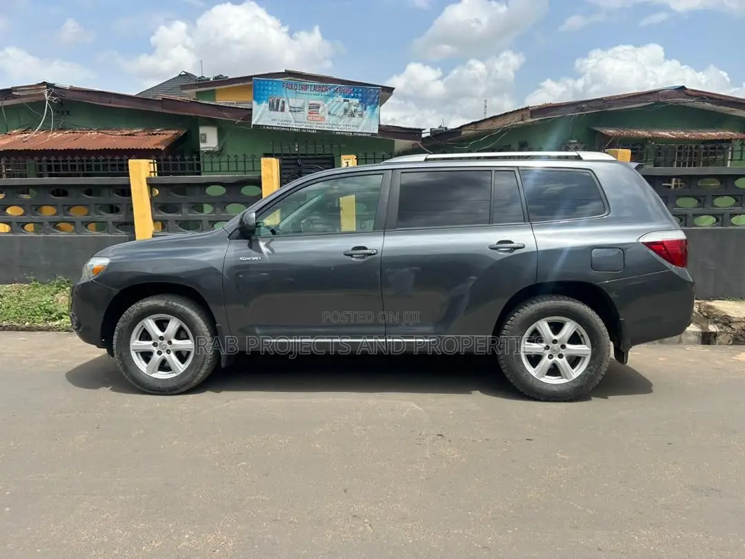 Toyota Highlander Sport 2010 Gray