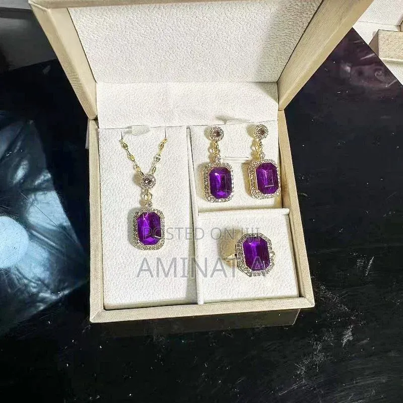 Luxurious Classy Jewelry Sets (Green,Red, Purple)