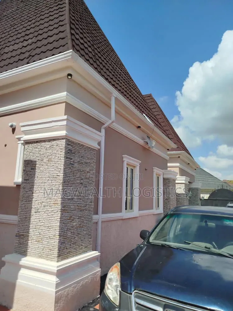 5bdrm Penthouse in Wasa for sale