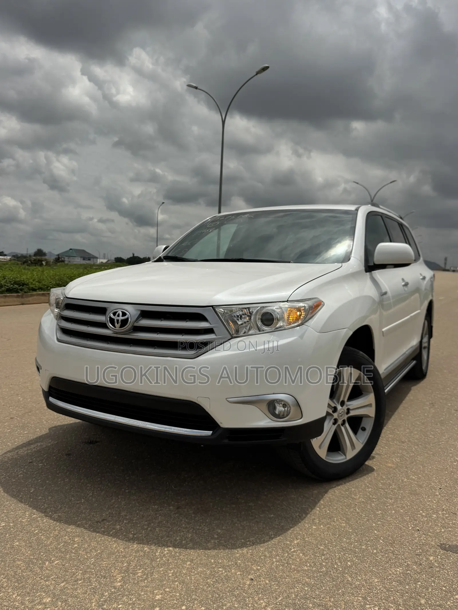 Toyota Highlander Limited 3.5L 2WD 2013 White