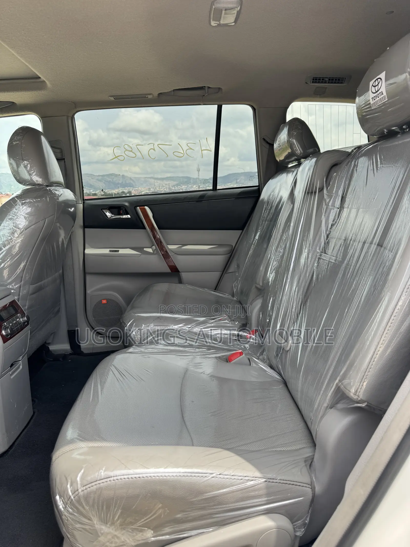 Toyota Highlander Limited 3.5L 2WD 2013 White