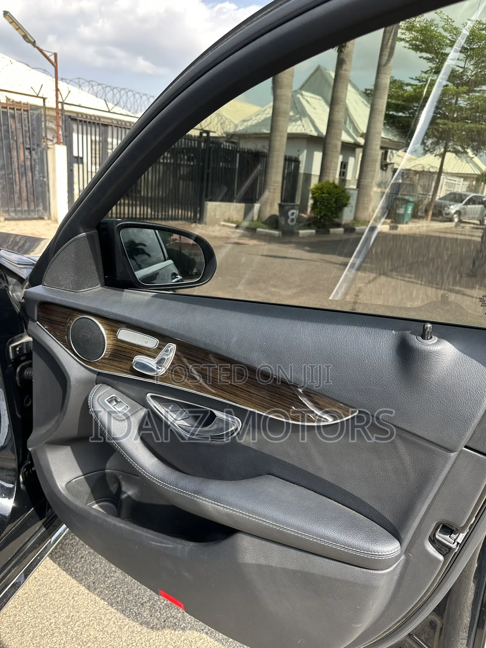 Mercedes-Benz C300 Sport Sedan RWD (2.0L 4cyl 7A) 2016 Black