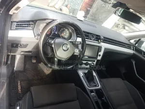 Volkswagen Passat 2.0T S 2018 Gray