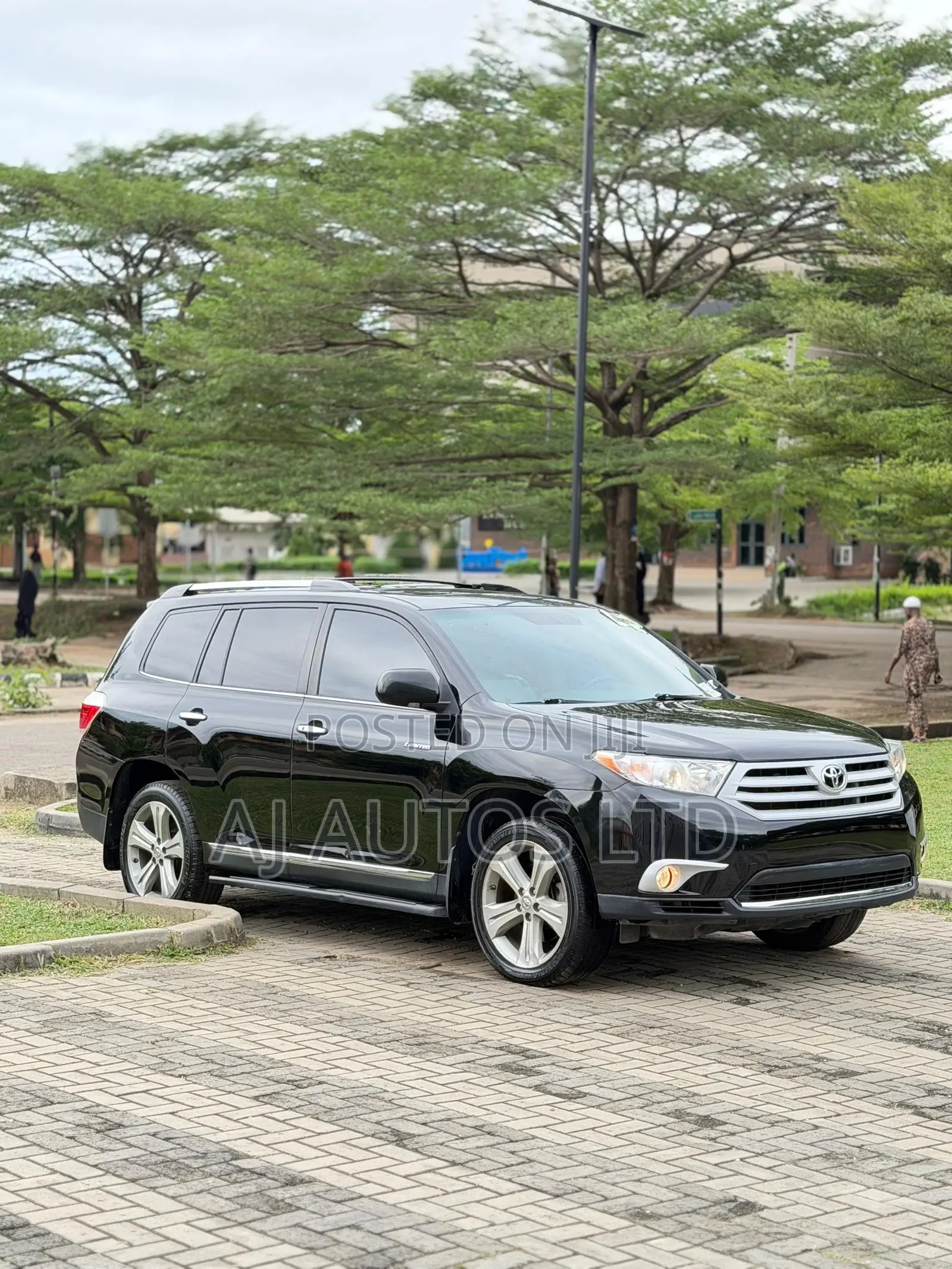 Toyota Highlander 2013 Black