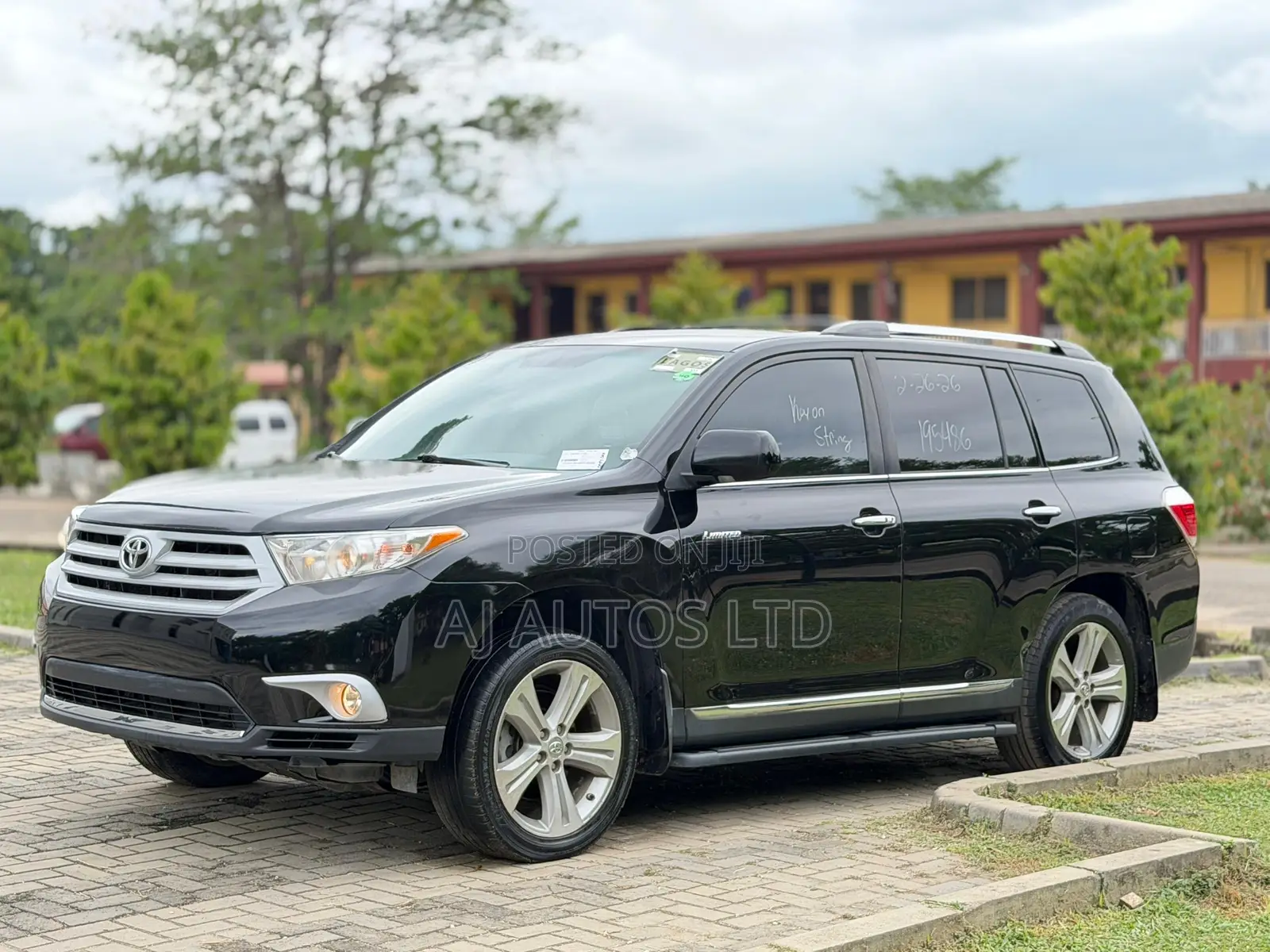 Toyota Highlander 2013 Black