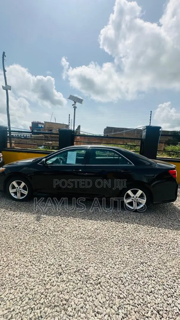 Toyota Camry SE 4dr Sedan (2.5L 4cyl 6A) 2012 Black