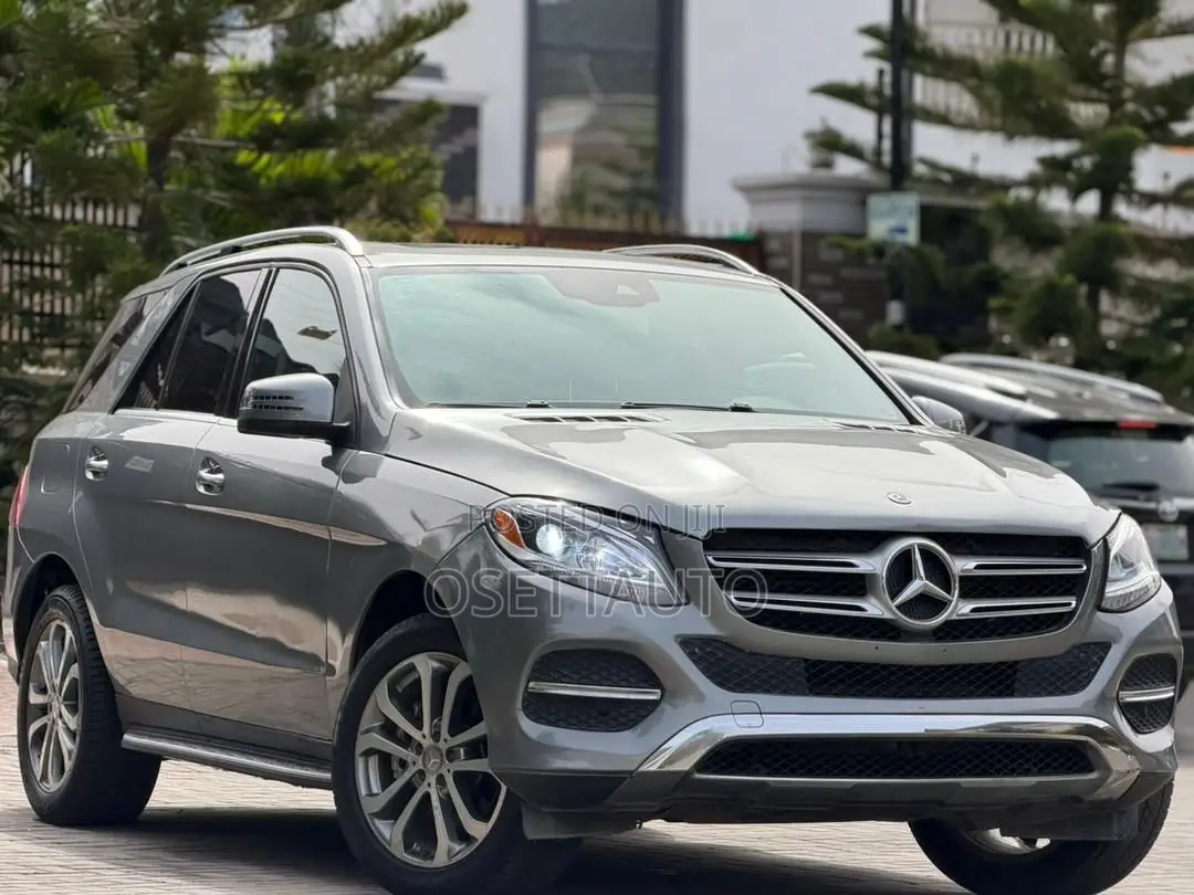 Mercedes-Benz GLE-Class GLE 350d 4MATIC 2016 Gray