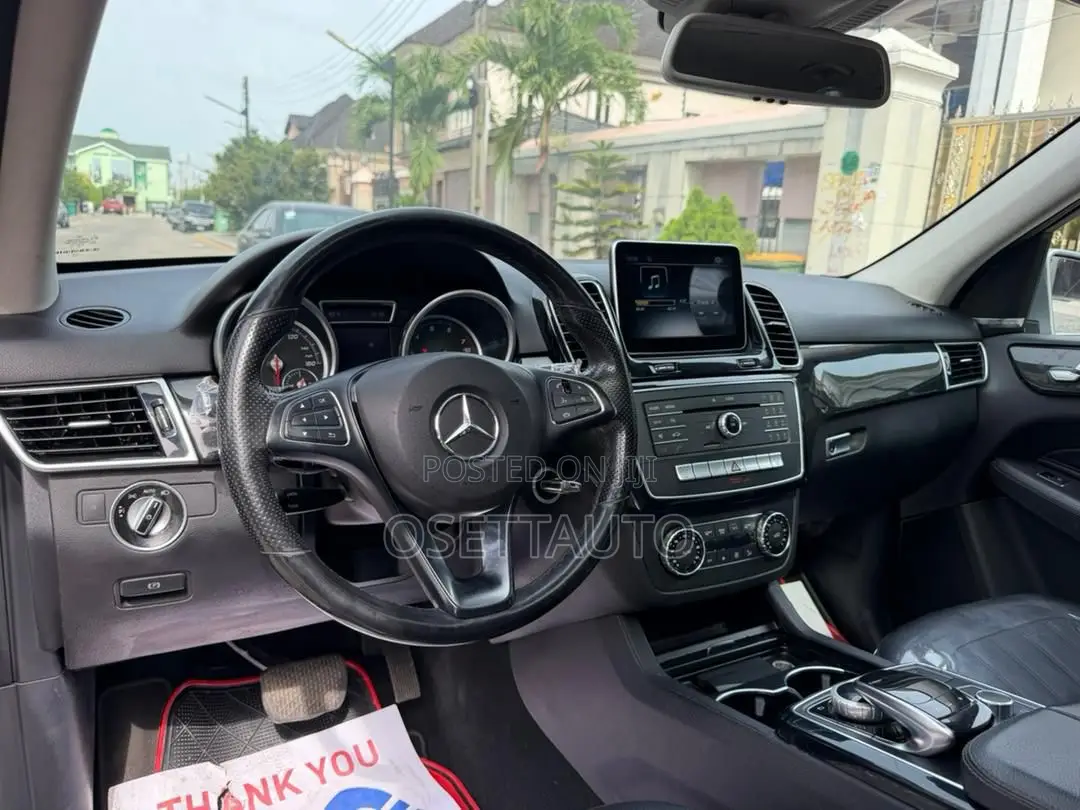 Mercedes-Benz GLE-Class GLE 350d 4MATIC 2016 Gray