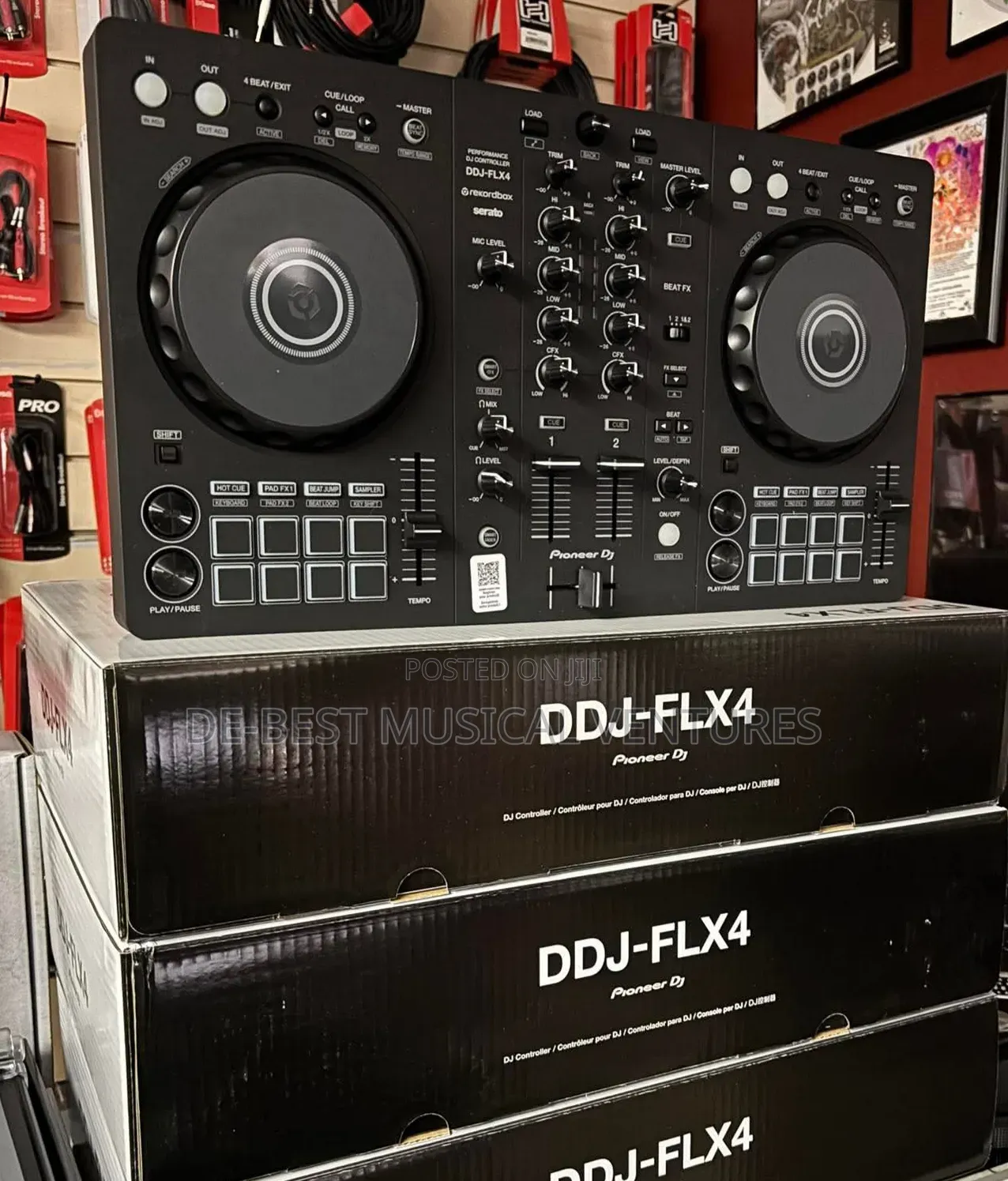 Pioneer DDJ-Flx4 Controller