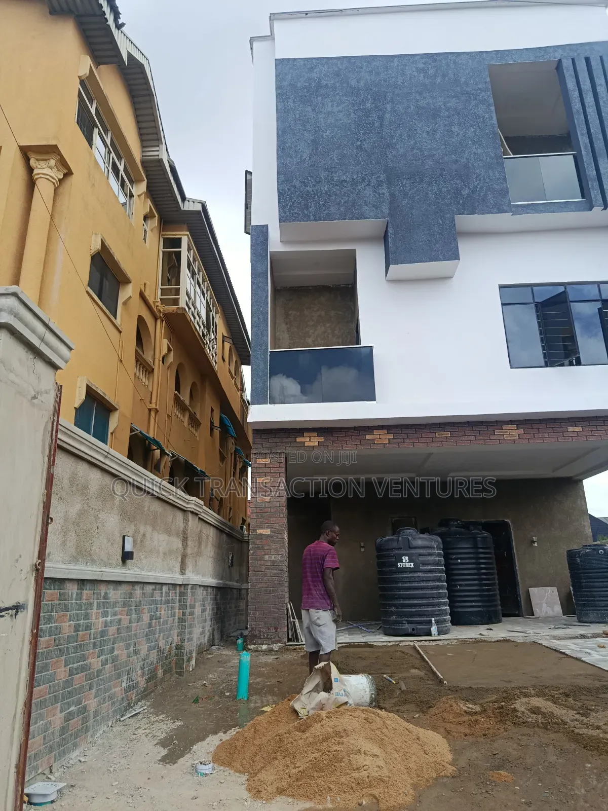 5bdrm Duplex in Parkveiw Estate, Okota for rent