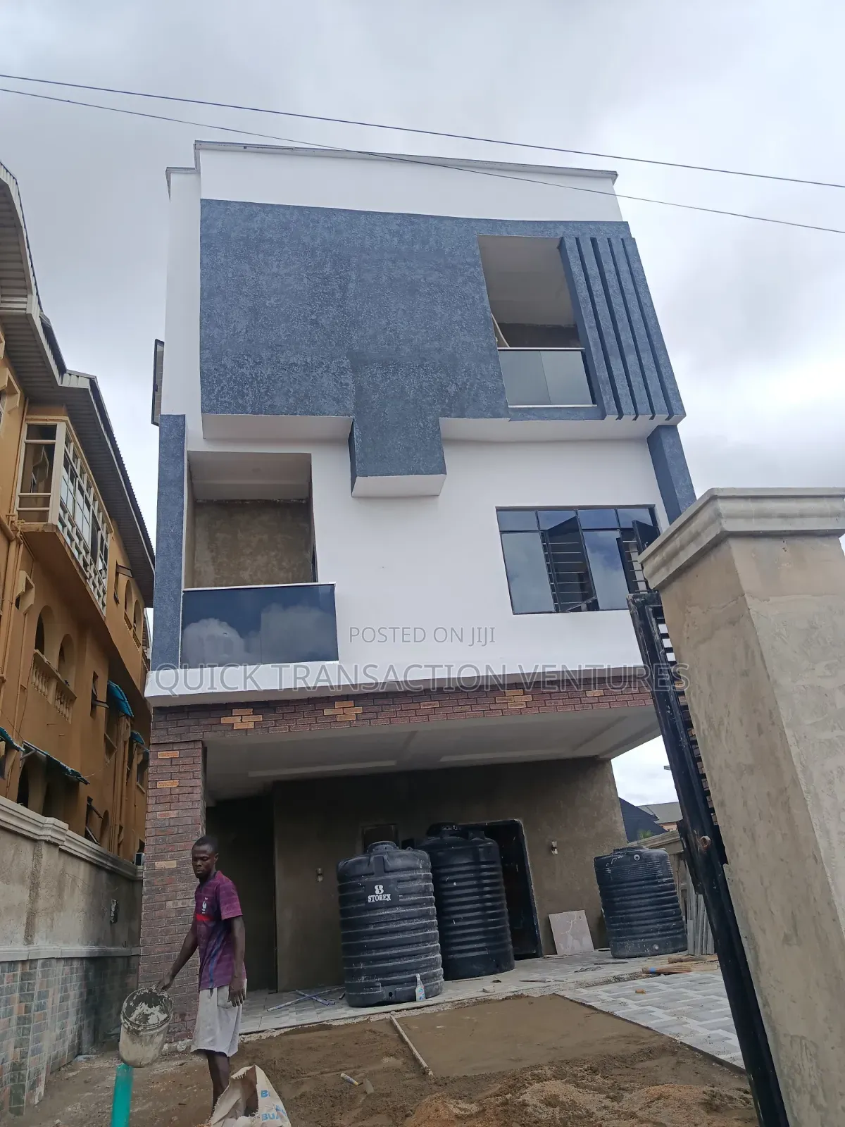 5bdrm Duplex in Parkveiw Estate, Okota for rent