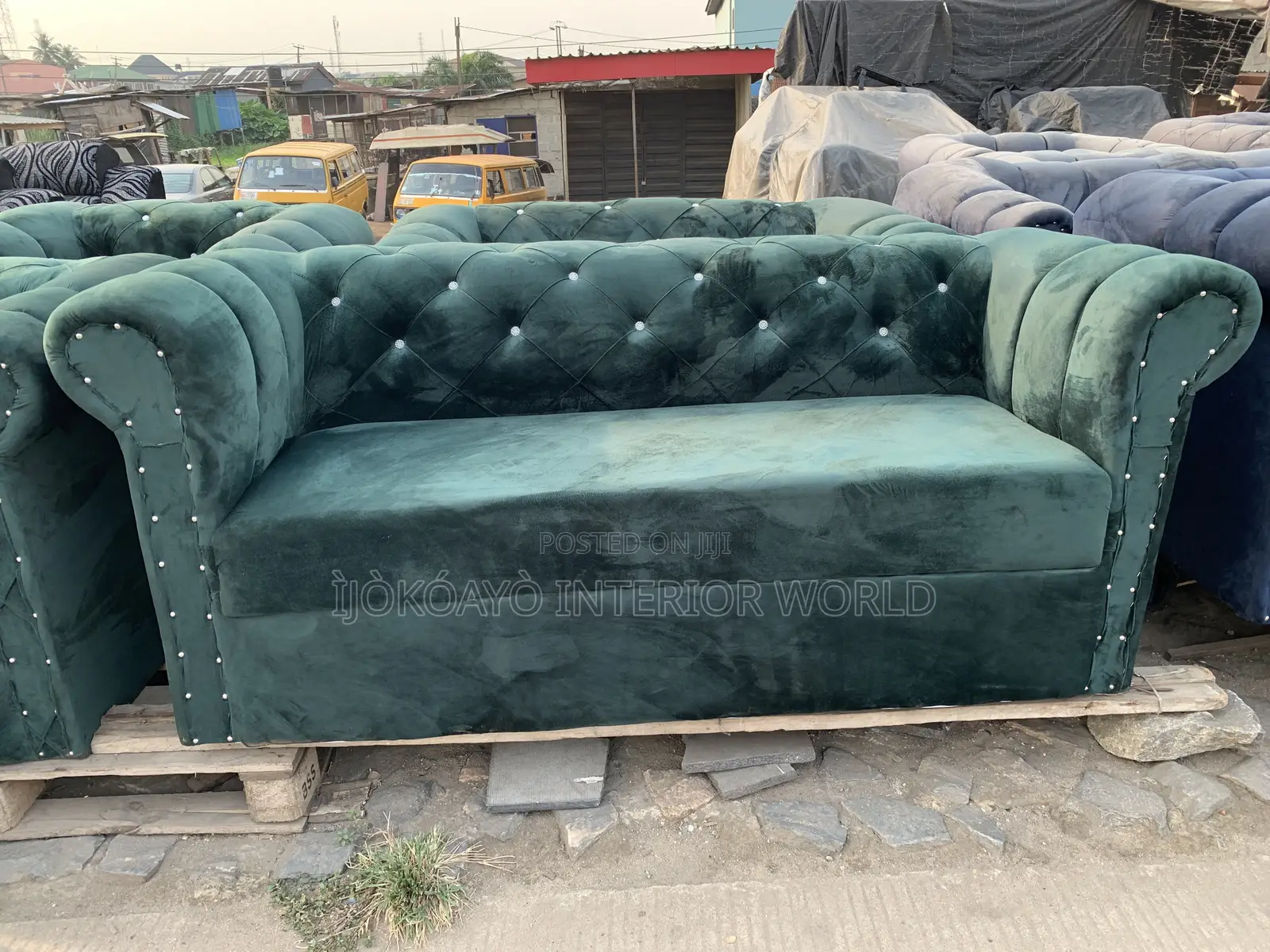 Brand New Design 7 Sleek Seater