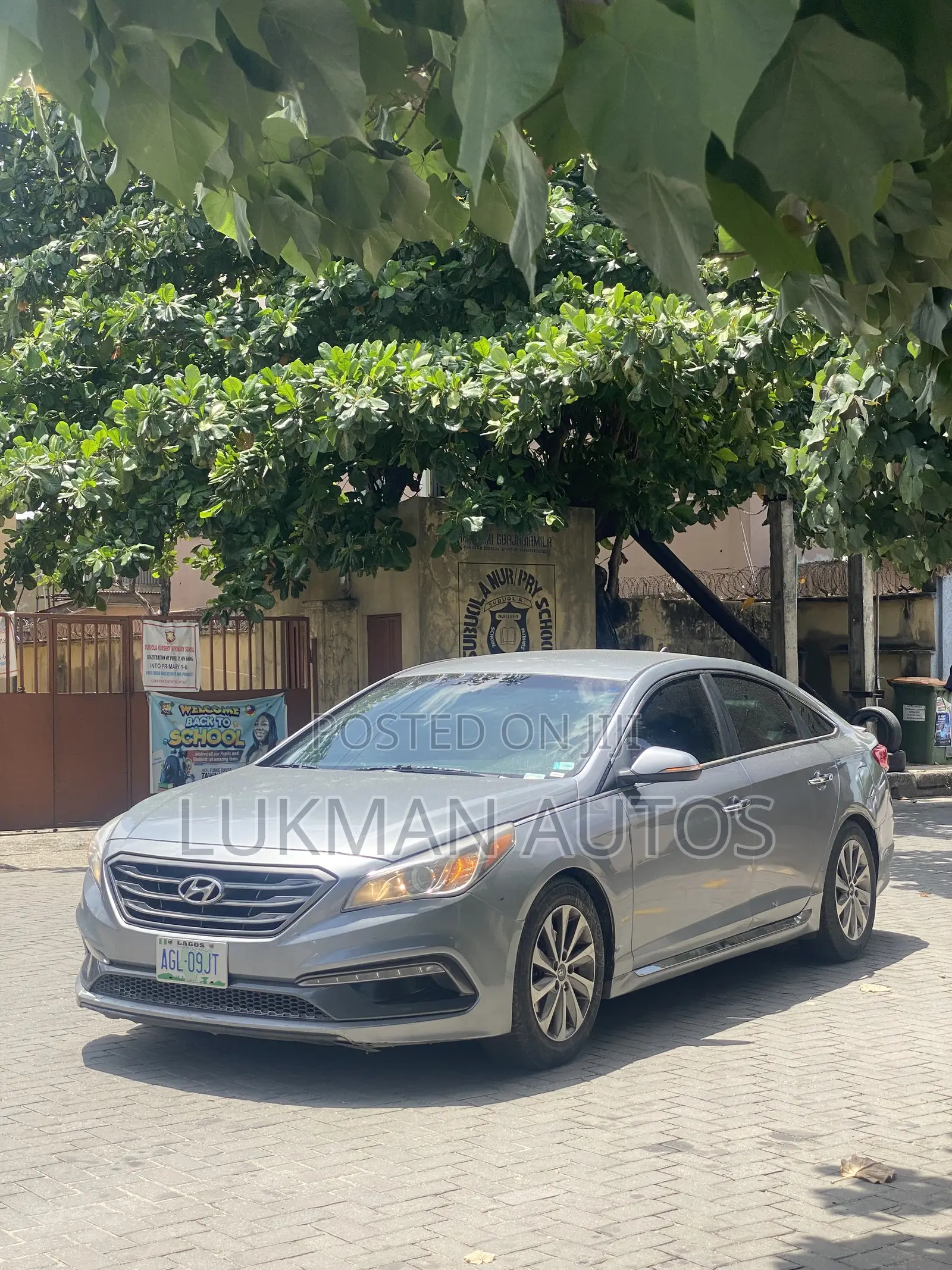 Hyundai Sonata Sport 2.0T 4dr Sedan (2.0L 4cyl Turbo 6A) 2015 Silver