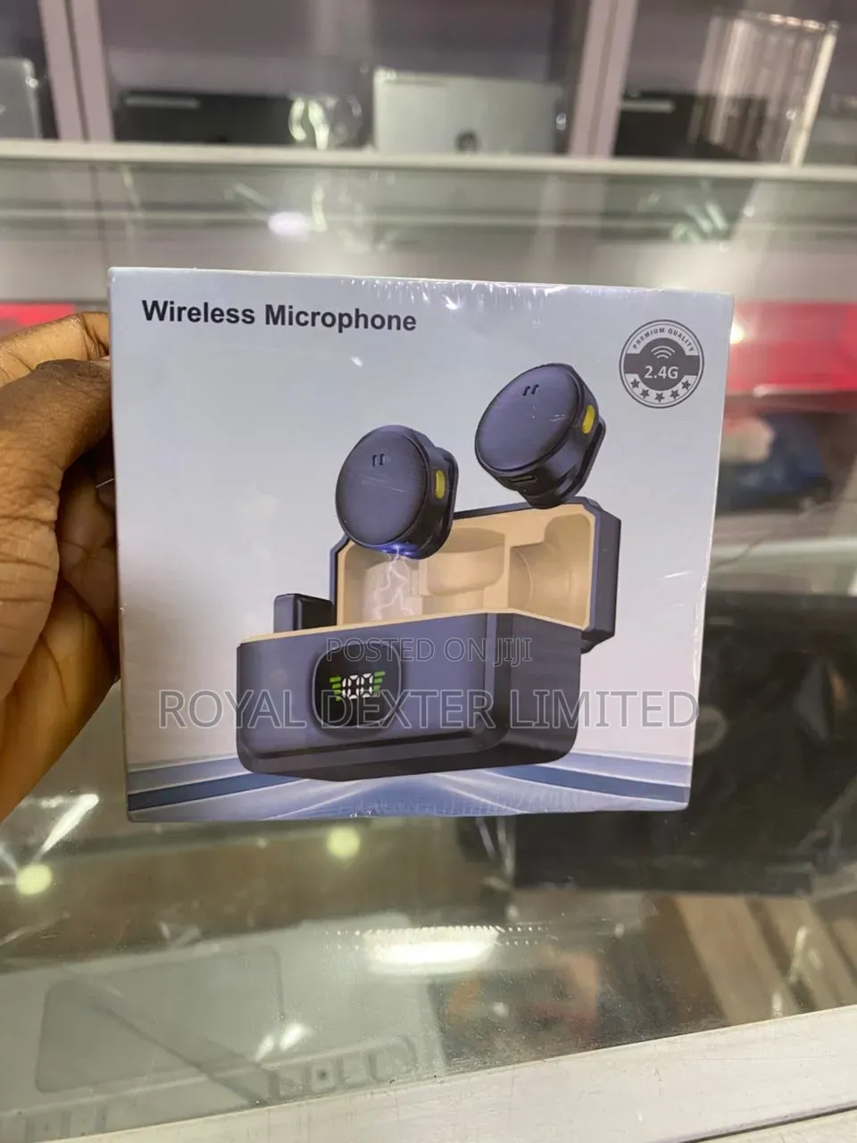 Wireless Clip On Microphone
