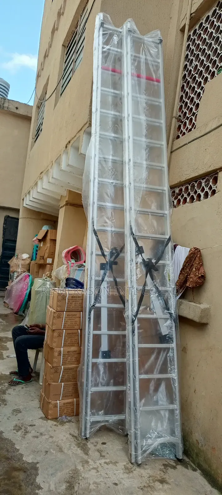 (34ft) 17x2 Aluminium Extension Ladder