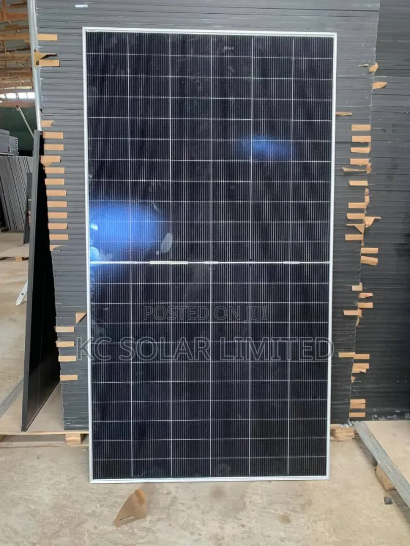 550w Half-Cut Jinko Solar Panel