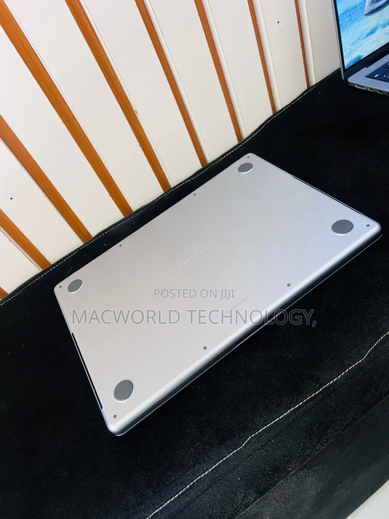 Laptop Apple MacBook Pro 2022 M2 16GB Apple M2 SSD 512GB