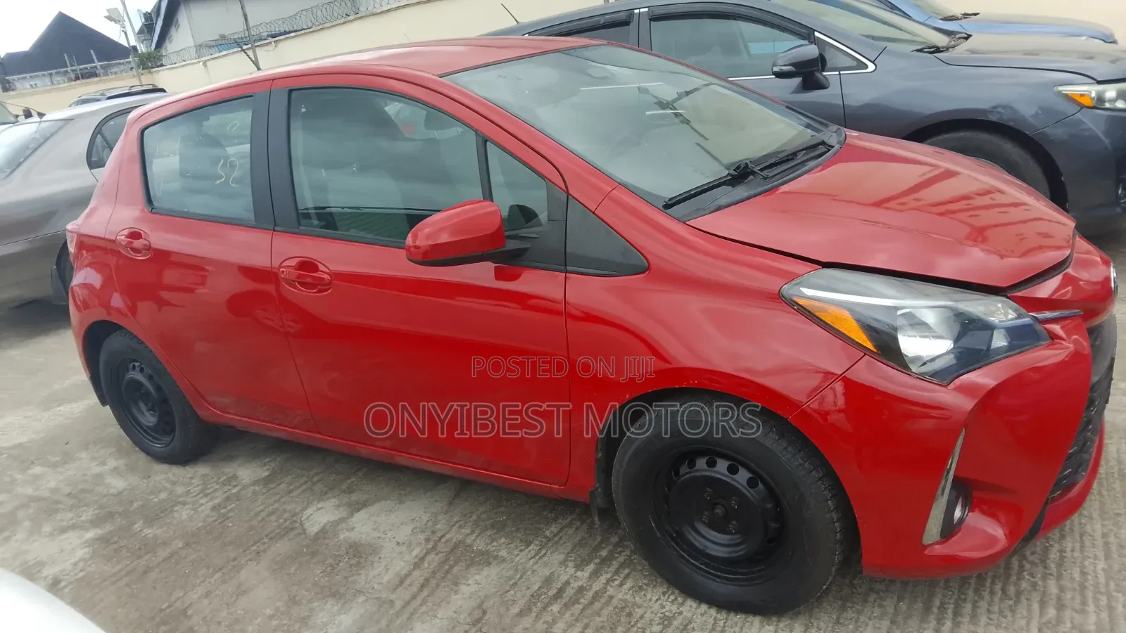 Toyota Yaris 2016 Red
