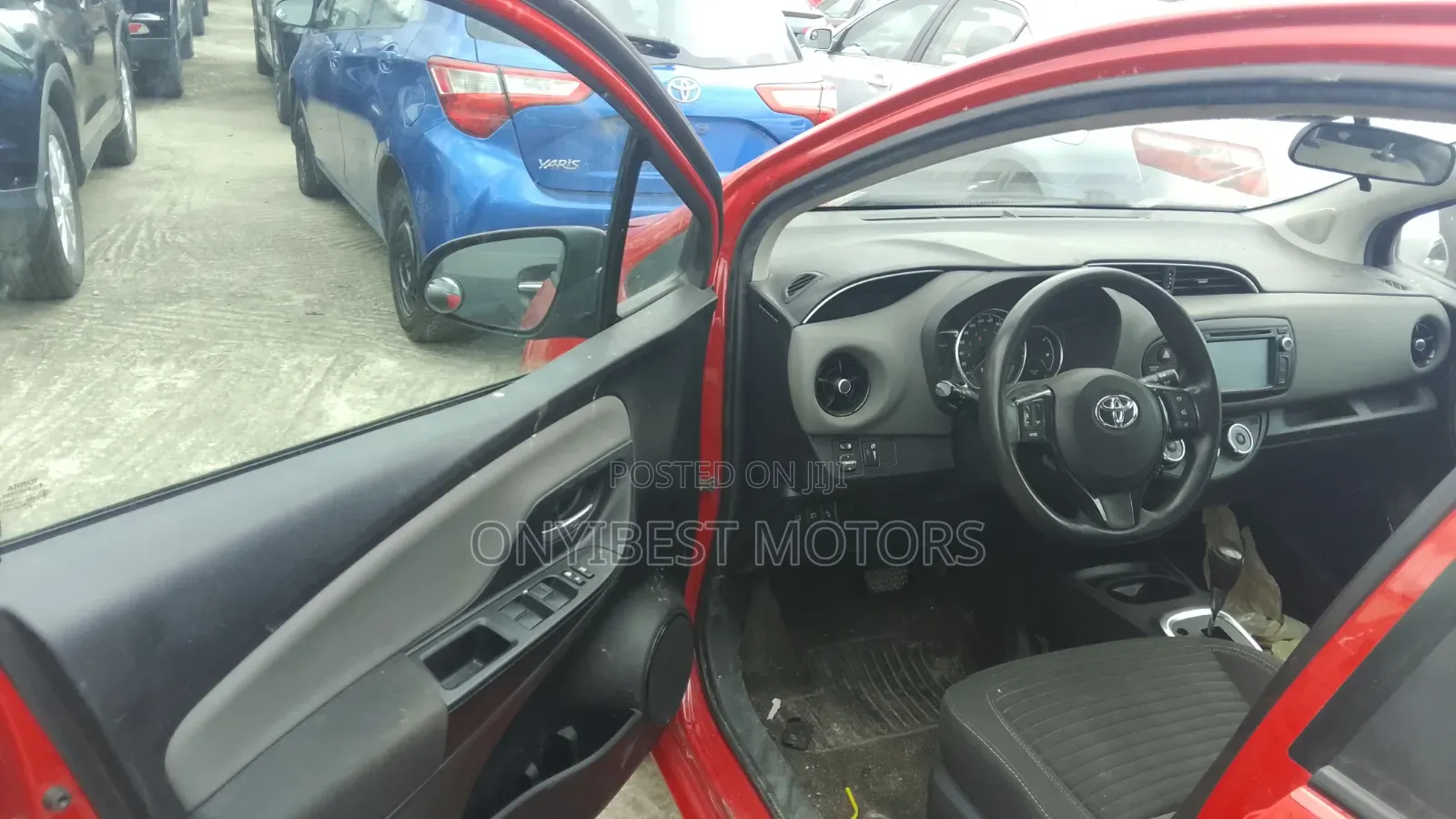 Toyota Yaris 2018 Red