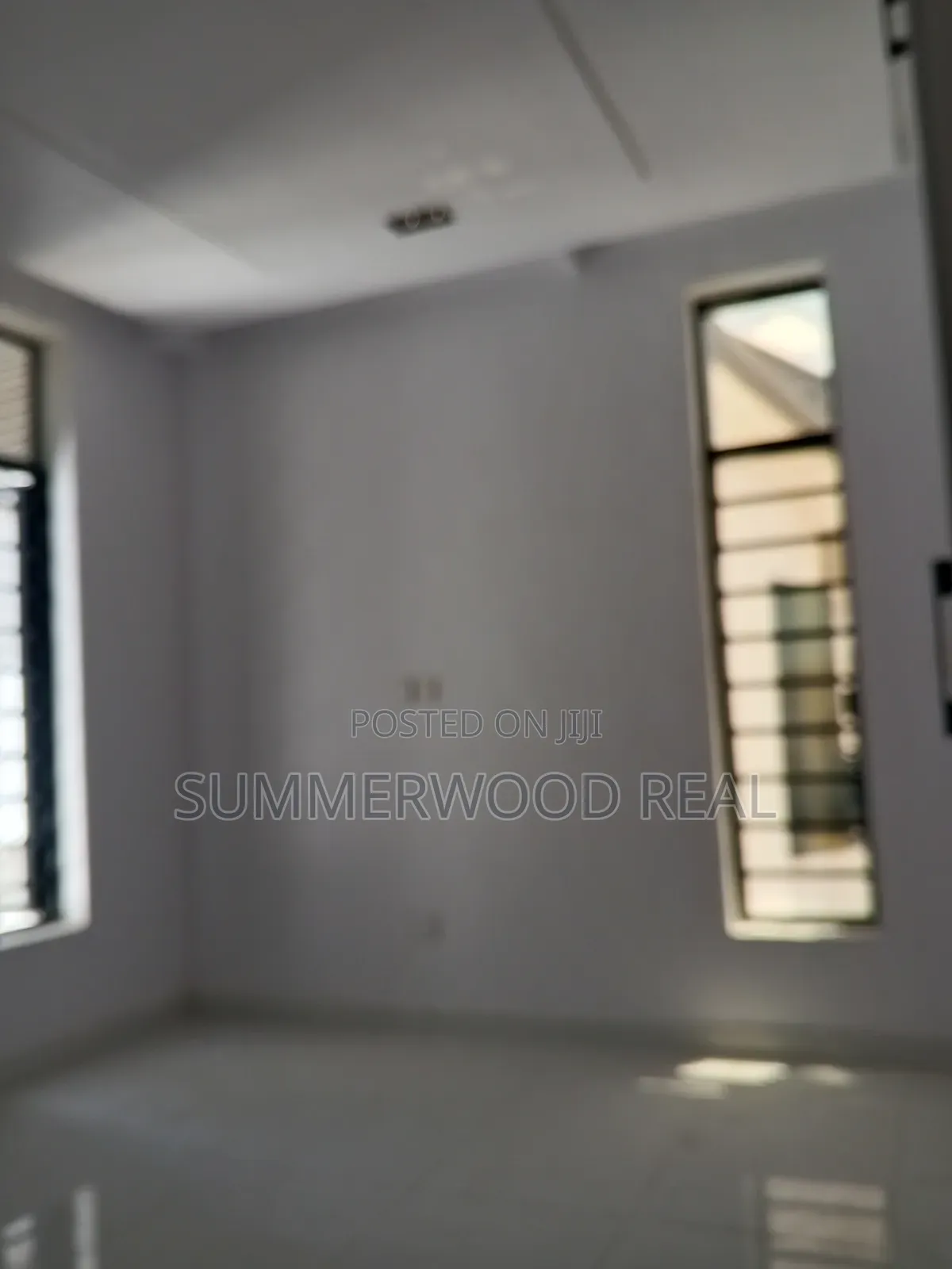 4bdrm Duplex in Ikota for sale