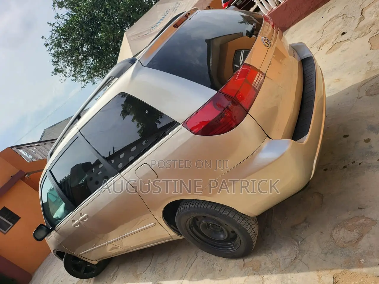 Toyota Sienna 2006 Gold